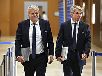 Russia denies bribing FIFA off...